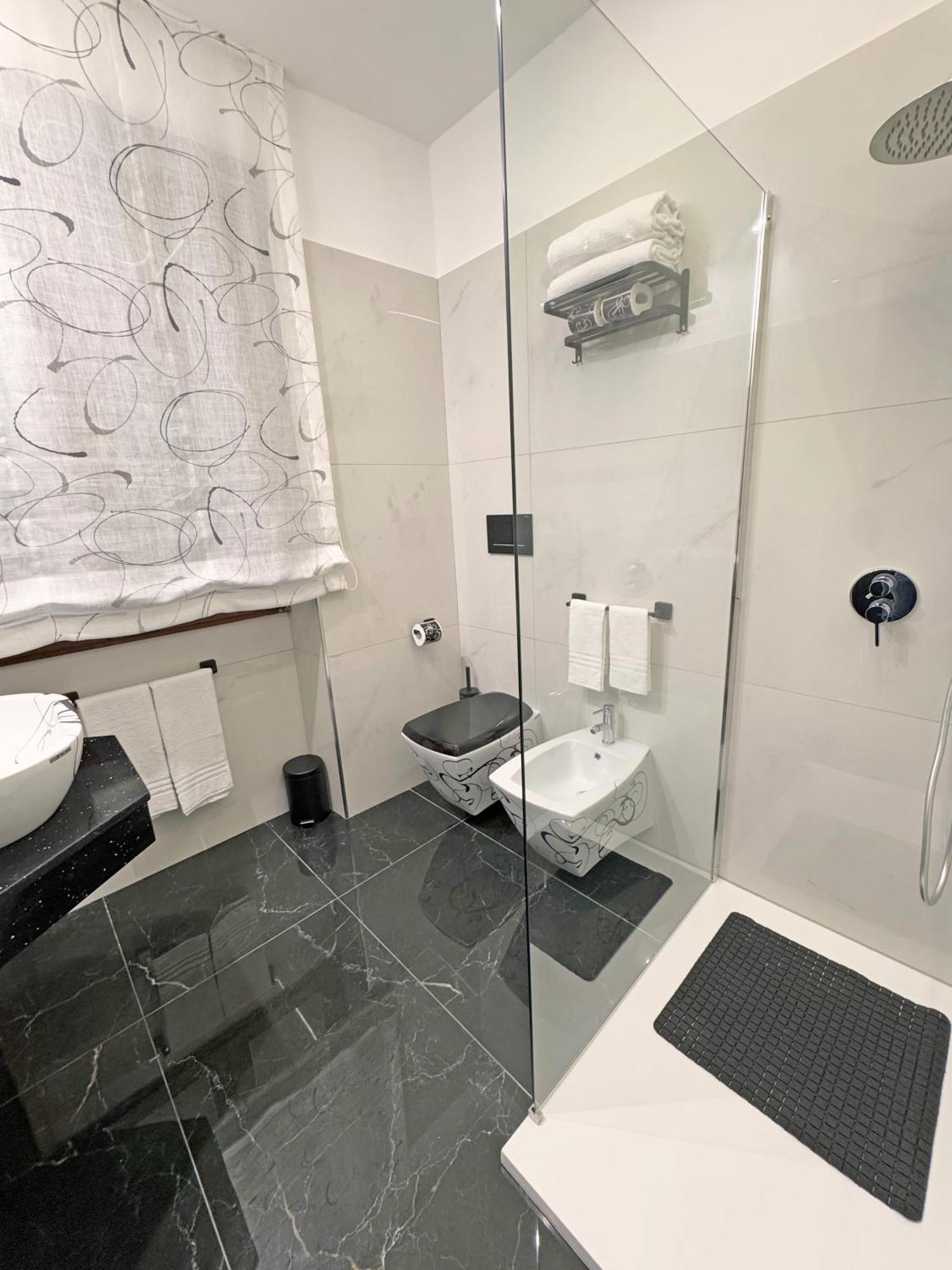 Red Rose Exclusive Rooms San Cesareo Exterior photo