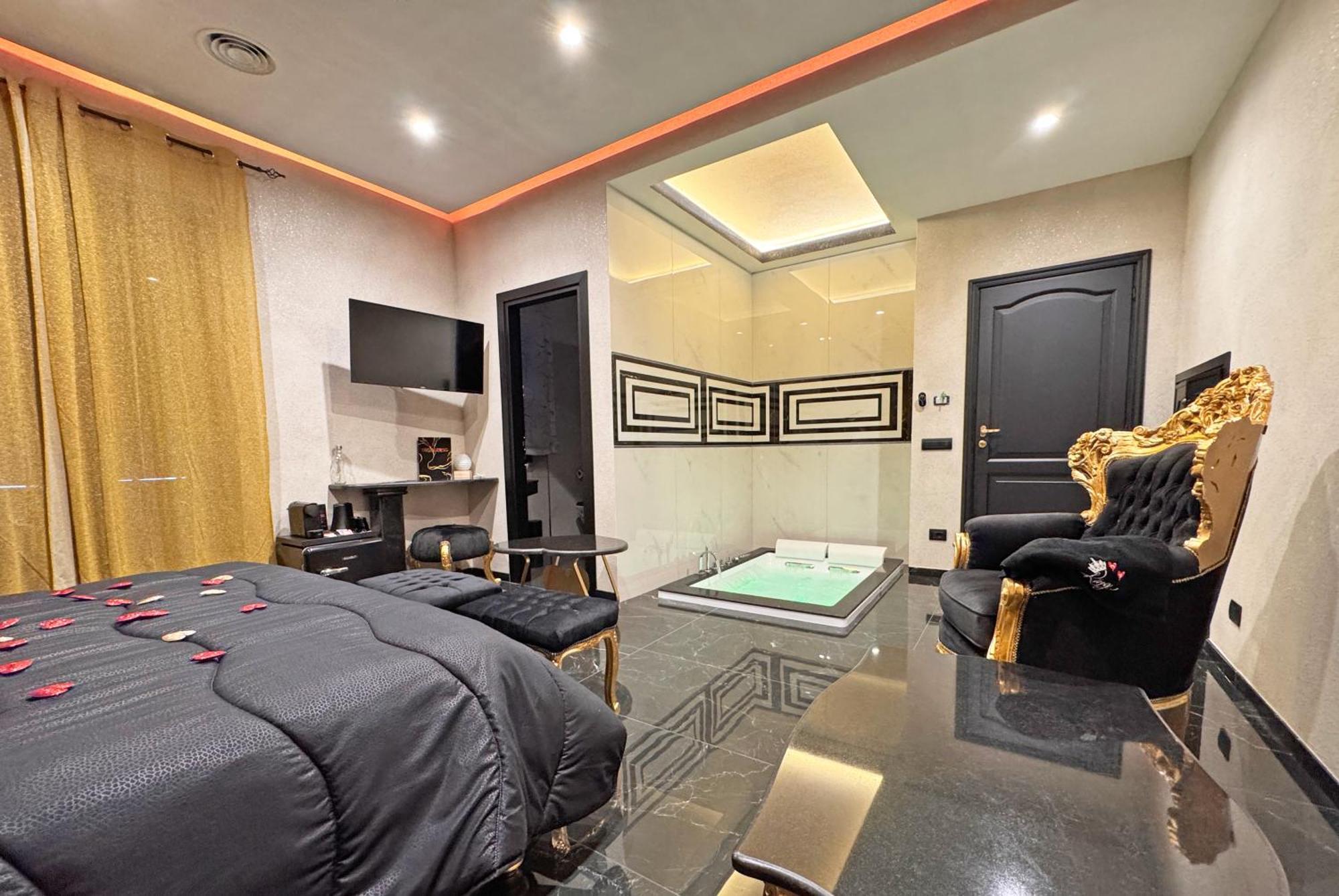 Red Rose Exclusive Rooms San Cesareo Exterior photo